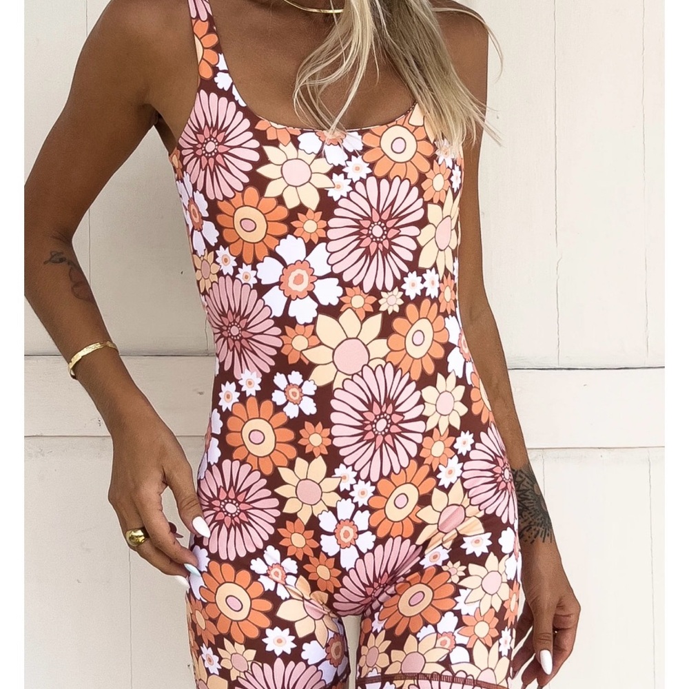 Kavala Flower Power Paros Onesie size Medium Workout Swim Surf
